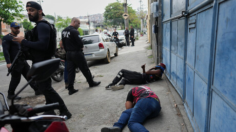 Најмање 64 мртвих у сукобу полиције и банде у Бразилу