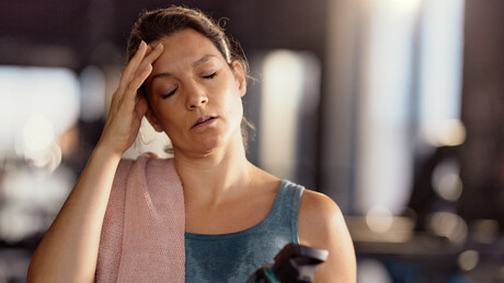 Javlja vam se bol u glavi kada vežbate? Evo šta ga može izazvati
