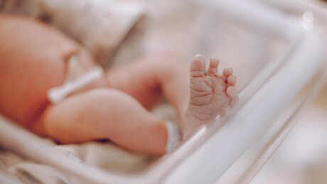 Lekari uspeli da održe u životu dete koje je na rođenju imalo samo 300 grama