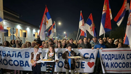 Срби са КиМ стигли у Краљево: Најављен још један скуп у Новом Саду