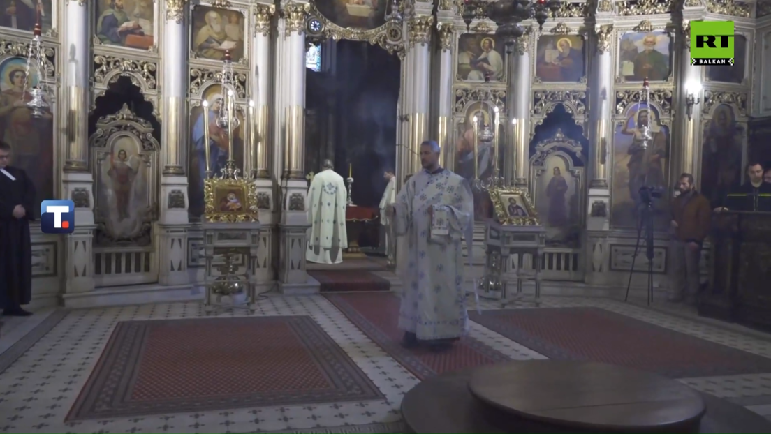 Liturgija i parastos stradalima u padu nadstrešnice u Sabornom hramu u Novom Sadu