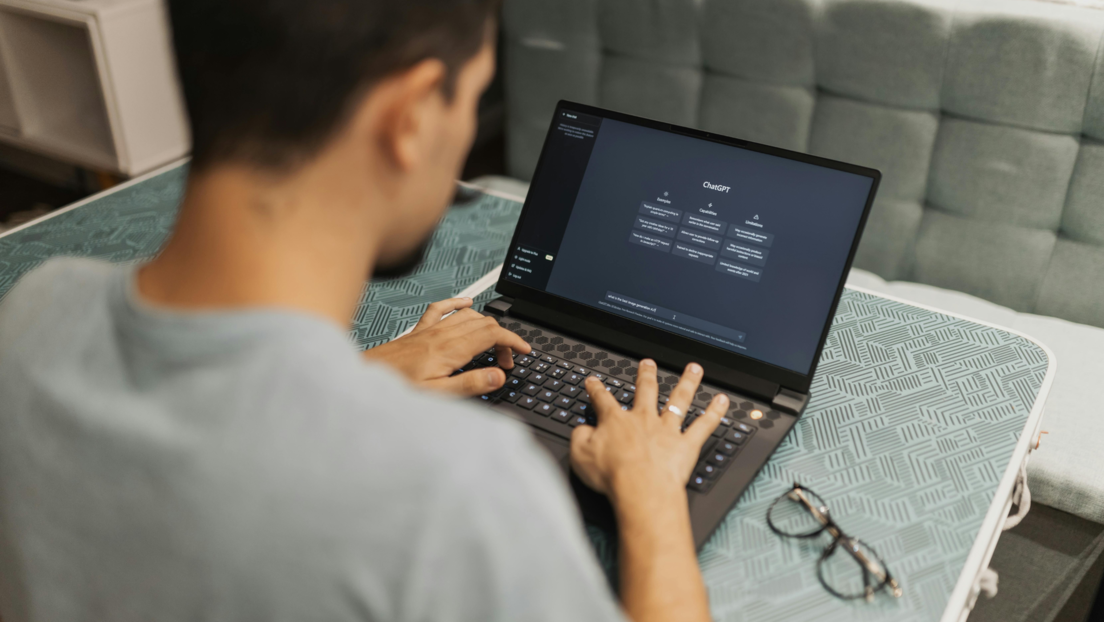 ЧетГПТ више неће давати здравствене, правне и финансијске савете