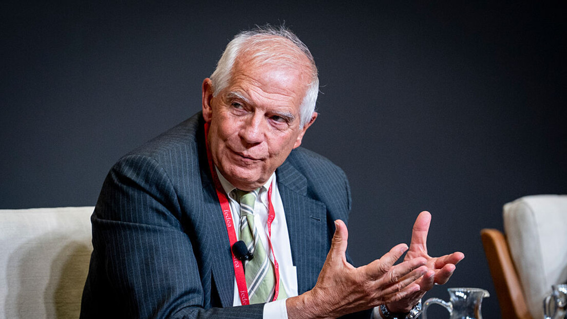 Између јаве и сна: Борељ сумња да су Путин и Трамп склопили тајни договор