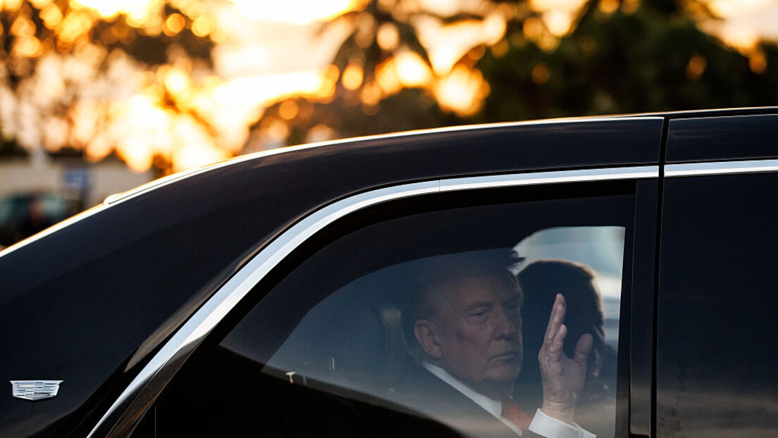 Мистериозни људи из сенке: Трамп не влада Америком