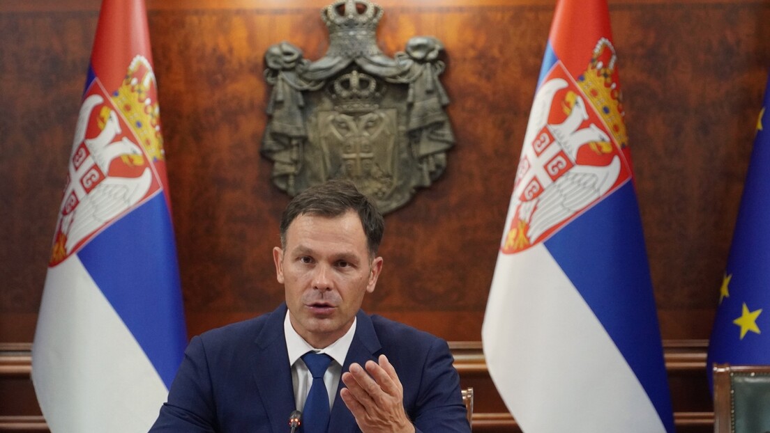 Синиша Мали