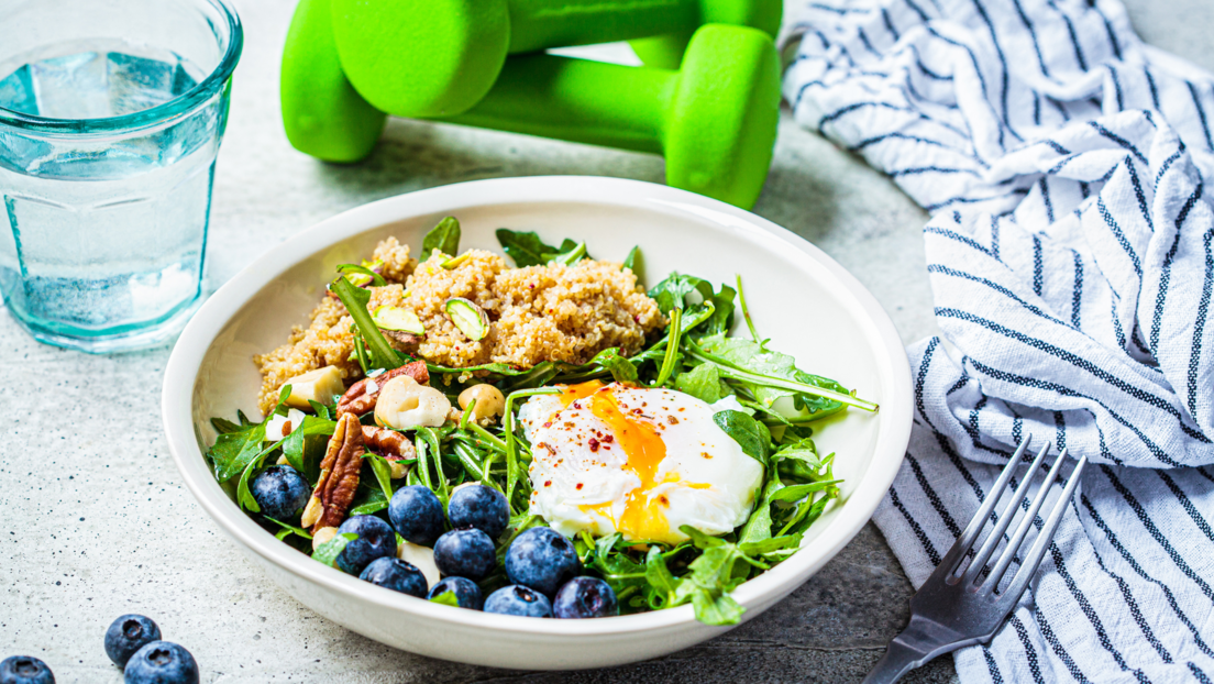 Није важан само протеин: 5 хранљивих материја за изградњу мишића