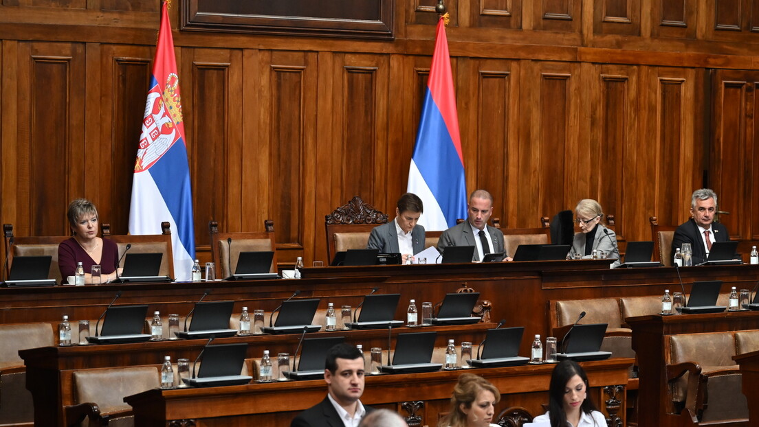 Гласање у Скупштини: Посланици усвојили Закон о бирачком списку и лекс специјалис о Генералштабу