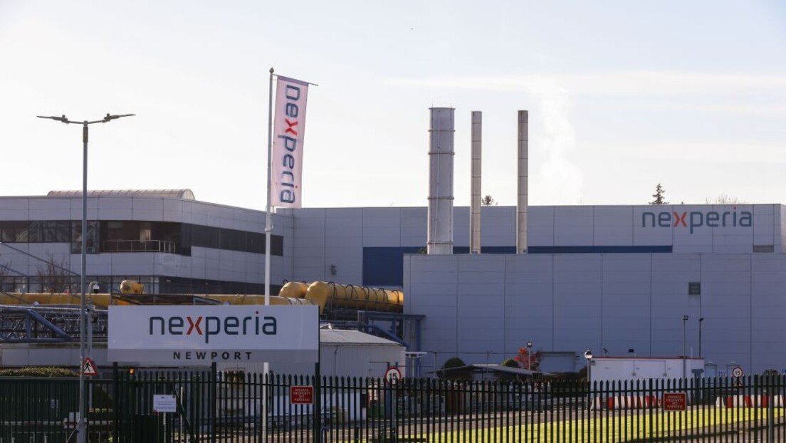 Пекинг објавио који чипови могу у Европу: Да ли је на помолу решење кризе у аутомобилској индустрији