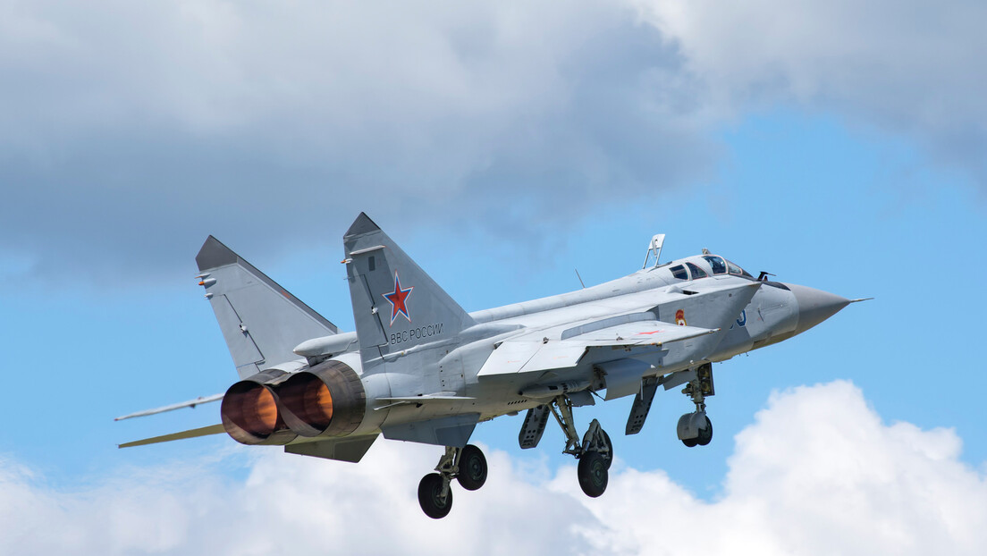 ФСБ спречио украјинско-британску заверу:  Покушана отмица авиона МиГ-31 са ракетом "кинжал"