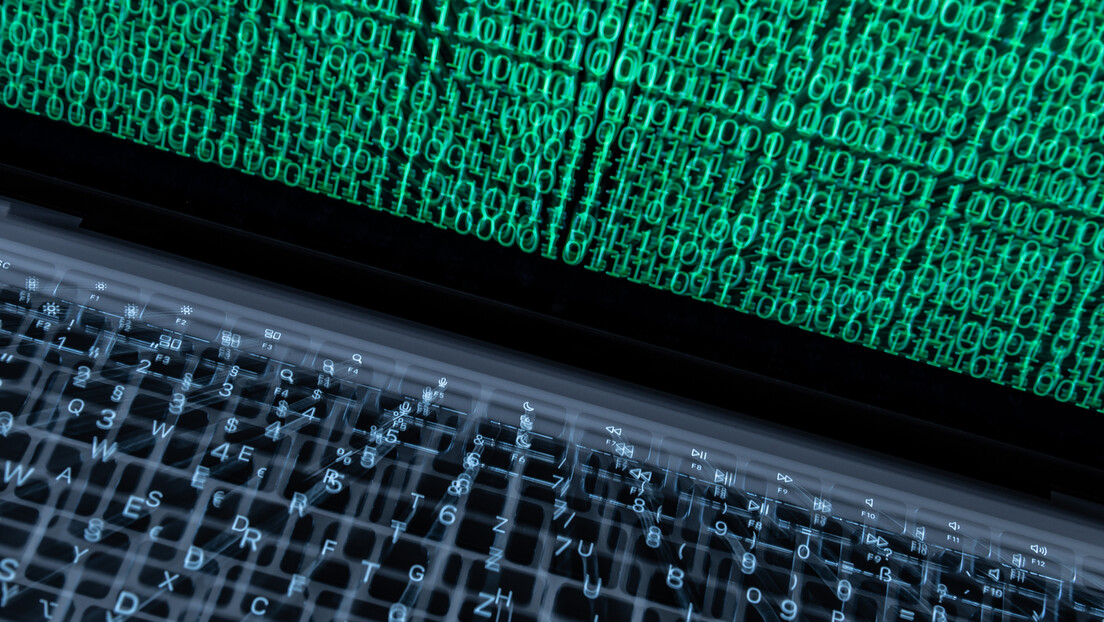 Neonacista uhapšen u Nemačkoj: Na darknetu objavljivao "smrtne presude" Merkelovoj i Šolcu