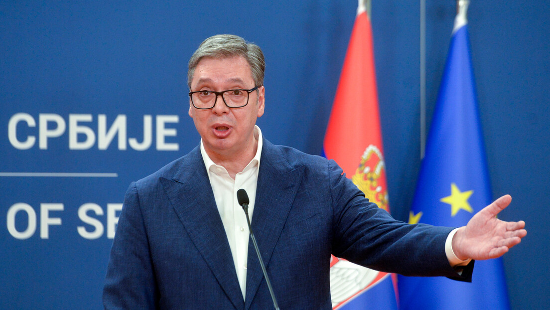 Вучић: Састанак са Американцима о НИС-у, са Макроном сам разговарао о београдском метроу