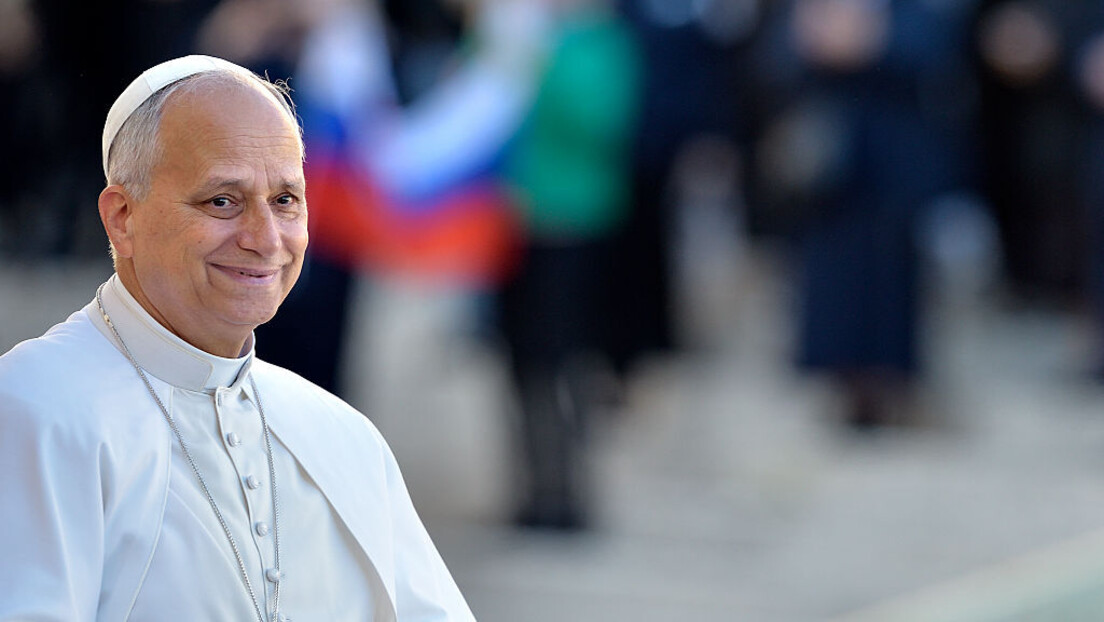 Папа Лав на ручку са транс активистима: Пријатељице папе Франциска траже наставак реформске политике