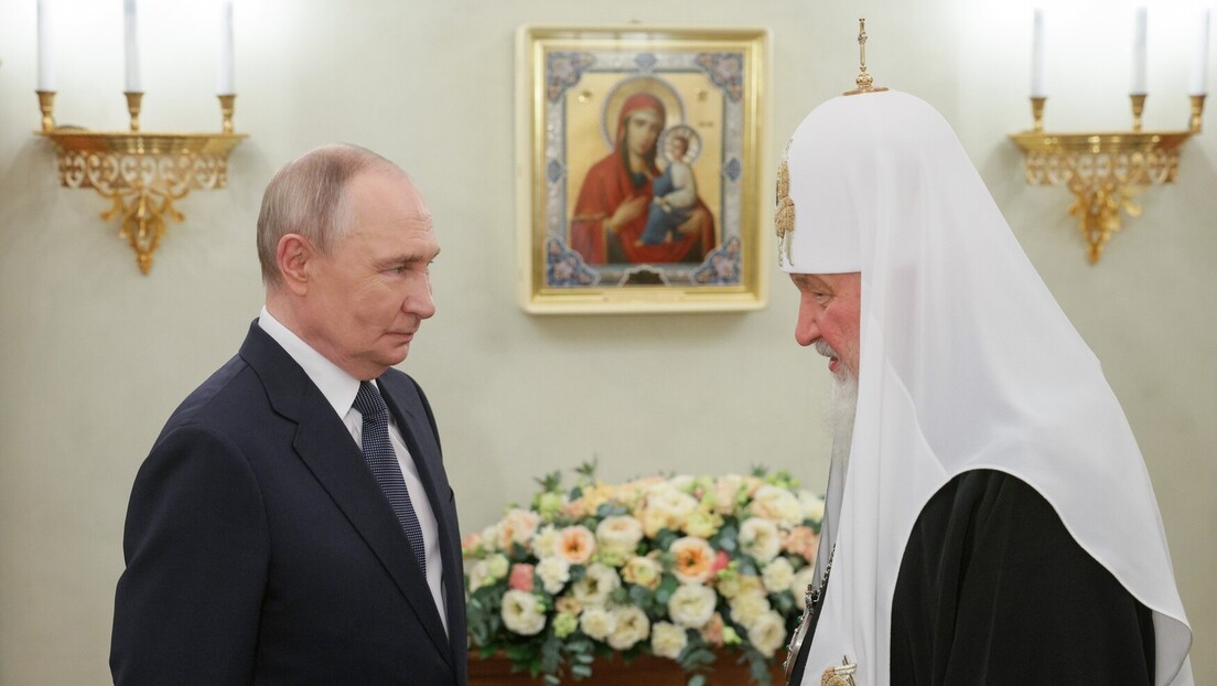 Putin čestitao rođendan patrijarhu Kirilu: Mnogo činite za pravoslavni svet i ruski narod