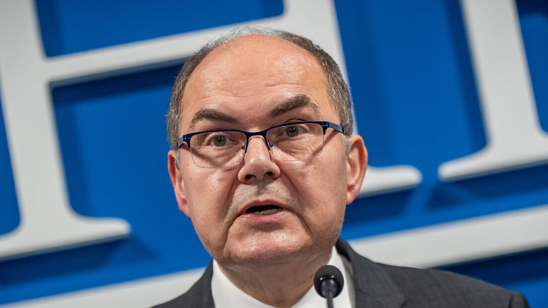 Јавио се Шмит: Хоће ли данас доћи у Републику Српску