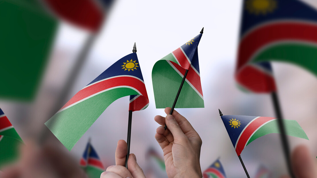 Адолф Хитлер би могао поново да влада, али не планира геноцид ни светску доминацију