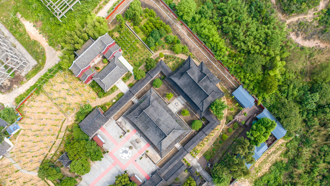 Bageri Čavoglave: Tri veštaka, dva objekta i nula dozvola za Tompsonove kvadrate