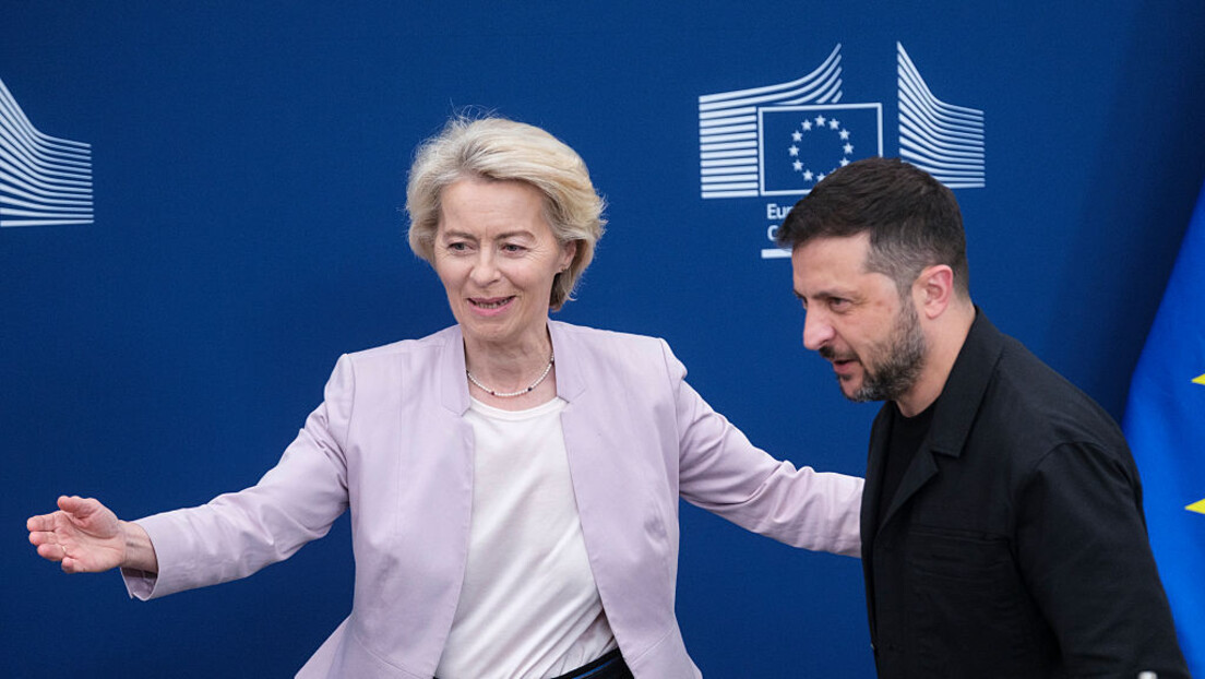 Косачов критикује ЕУ: "Просвећени" Запад ћути пред поступцима Кијева