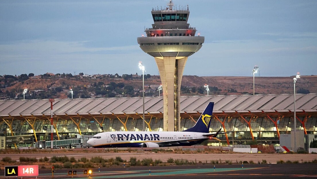 Путници доскочили "Рајанеру": Компанија објавила да мора да укине ВИП програм