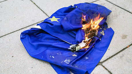 Зашто Америка презире Европу: Бриселски жртвени јарац