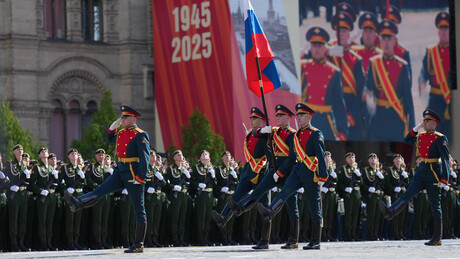 И тата би сине: Трамп признао да је гледао прославу Дана победе у Русији