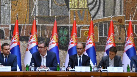 Вучић на седници Владе о НИС-у: Желим да на сваки начин избегнемо национализацију