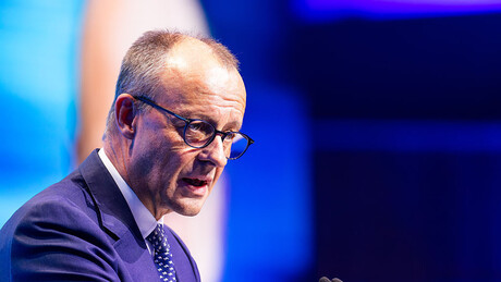 Мерц под опсадом: Побуна младих конзервативаца, пад подршке и страх од распада владе