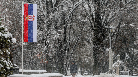 Новембар у замаху: Осетно хладније, стижу и киша и снег