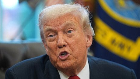 Tramp: Ako se Zelenskom plan SAD ne dopada, može da nastavi da se bori