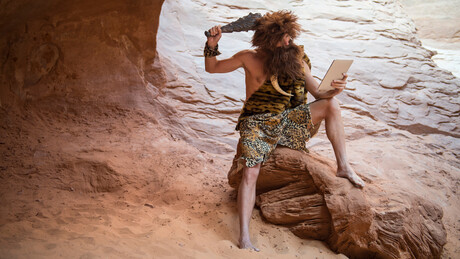 Повреде, губитак приватности и крај дружења: Како нам нове технологије вековима уливају страх