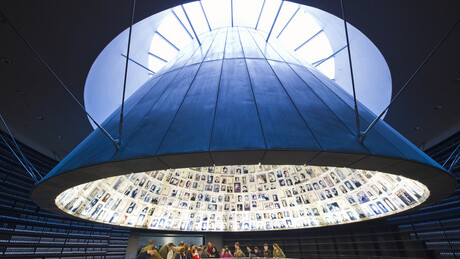 Варшава бесна због објаве "Јад Вашема": Мора да стоји "окупирана Пољска"!