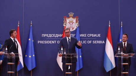 Вучић одговорио Рутеу: И ја се дистанцирам од НАТО бомбардовања