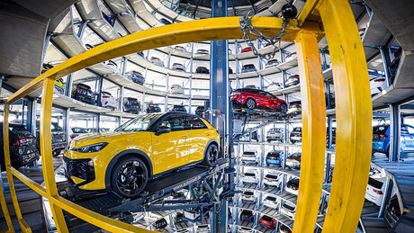 Аутомобилска индустрија ЕУ шлајфује: Како су се њени проблеми прелили на Србију