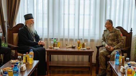 Командант КФОР-а се састао са митрополитом рашко-призренским Теодосијем