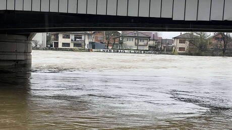 Прете поплаве: Ванредно хидролошко стање на подручју сливова река Уне, Сане, Санице, Врбаса и Босне