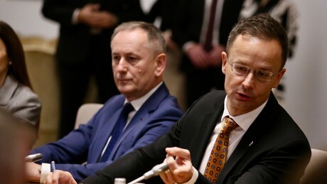 Сијарто: Србију подржавамо свим могућим средствима, то је братска земља