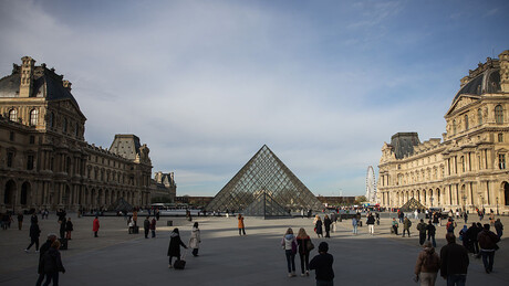 Лувр против туриста: Нова цена ако нисте из ЕУ