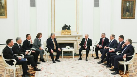 Сијарто у Кремљу: Већ четири године смо на страни мира