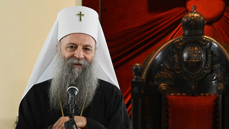 Патријарх Порфирије: СПЦ помаже свима не гледајући ком народу и вери припадају