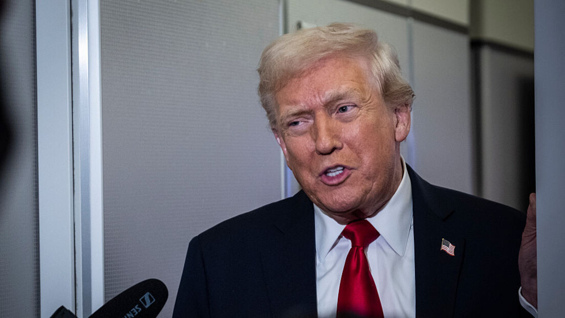 Трамп: Постоји велика шанса да постигнемо договор о завршетку сукоба у Украјини