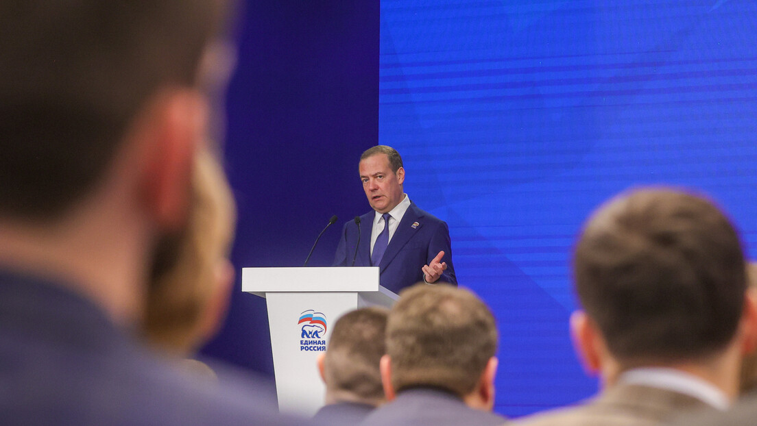 Медведев о хапшењу Могерини: Била је угледнија од Урсуле фон дер Лајен и Каје Калас