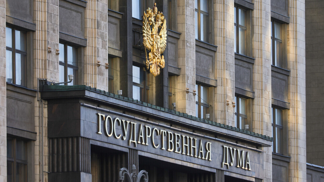 Володин: Европа ће морати да одговара због брисања сећања на ослободиоце