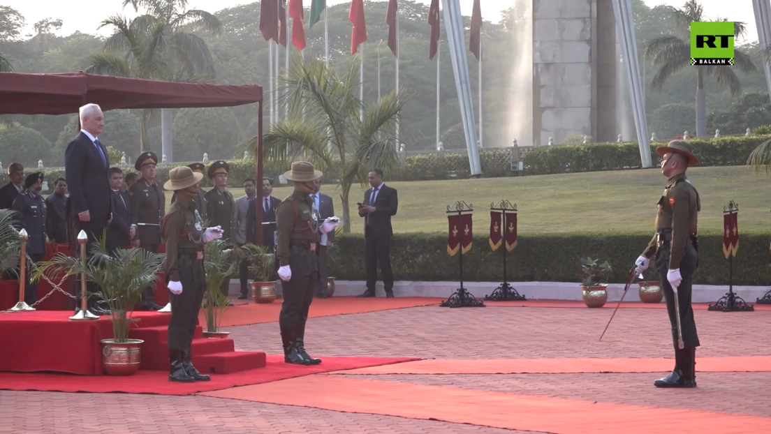Белоусову приређена званична добродошлица у Индији: Почасна гарда и војни оркестар (ВИДЕО)