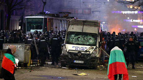 Епилог протеста у Бугарској: Влада одлучила да повуче нацрт буџета за 2026.