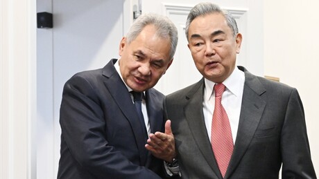 Кинески шеф дипломатије после састанка са Шојгуом: Да штитимо међународну правду и мир широм света