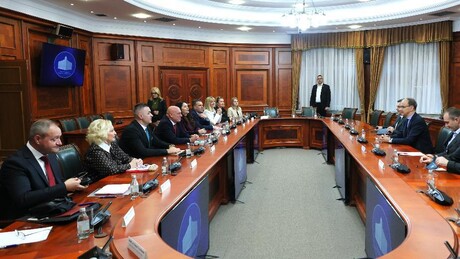 Мацут наставља разговоре са представницима универзитета: У Немањиној ректор и декани са КиМ