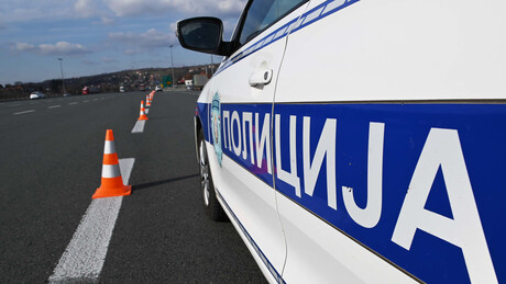 Полиција упозорава: Дрогирани возач дошао да вози школарце у позориште