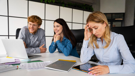 Pospani ste tokom sastanka? Stručnjaci imaju par saveta za ovu situaciju
