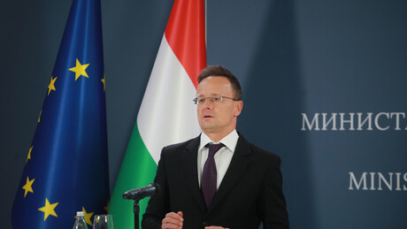 Сијарто: Приступ ЕУ одређеним питањима у међународној политици штетан и опасан