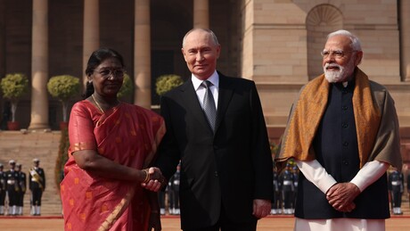 Značajne poruke i potpisani sporazumi: Putinova poseta Indiji postavila temelj za budućnost sveta
