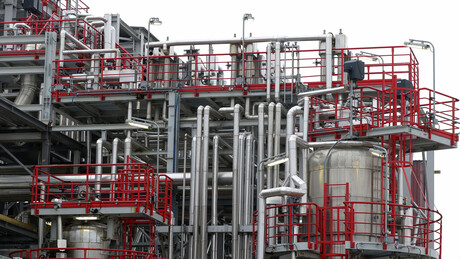 Mićović: Situacija sa NIS-om prilika da se rafinerija u Pančevu vrati u srpske ruke